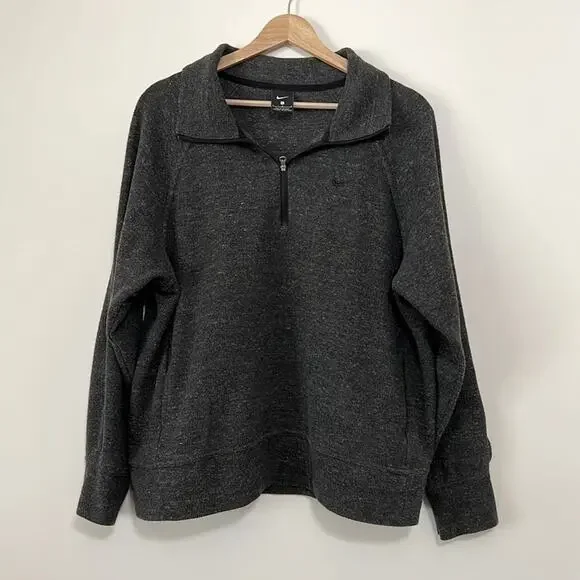 Nike Men's 1/4 Zip Pullover Sweatshirt - Picture 2 of 5